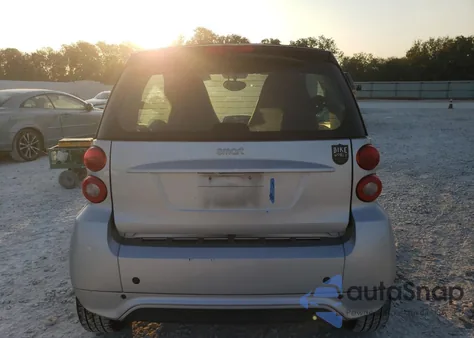 2013 Smart Fortwo Pure из США, поврежденный, VIN WMEEJ3BA6DK652837